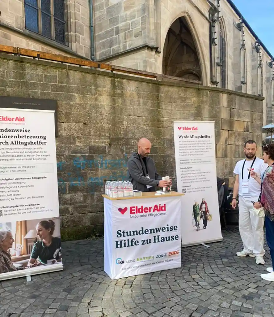 Infostand Pflegedienst Tübingen am Holzmarkt